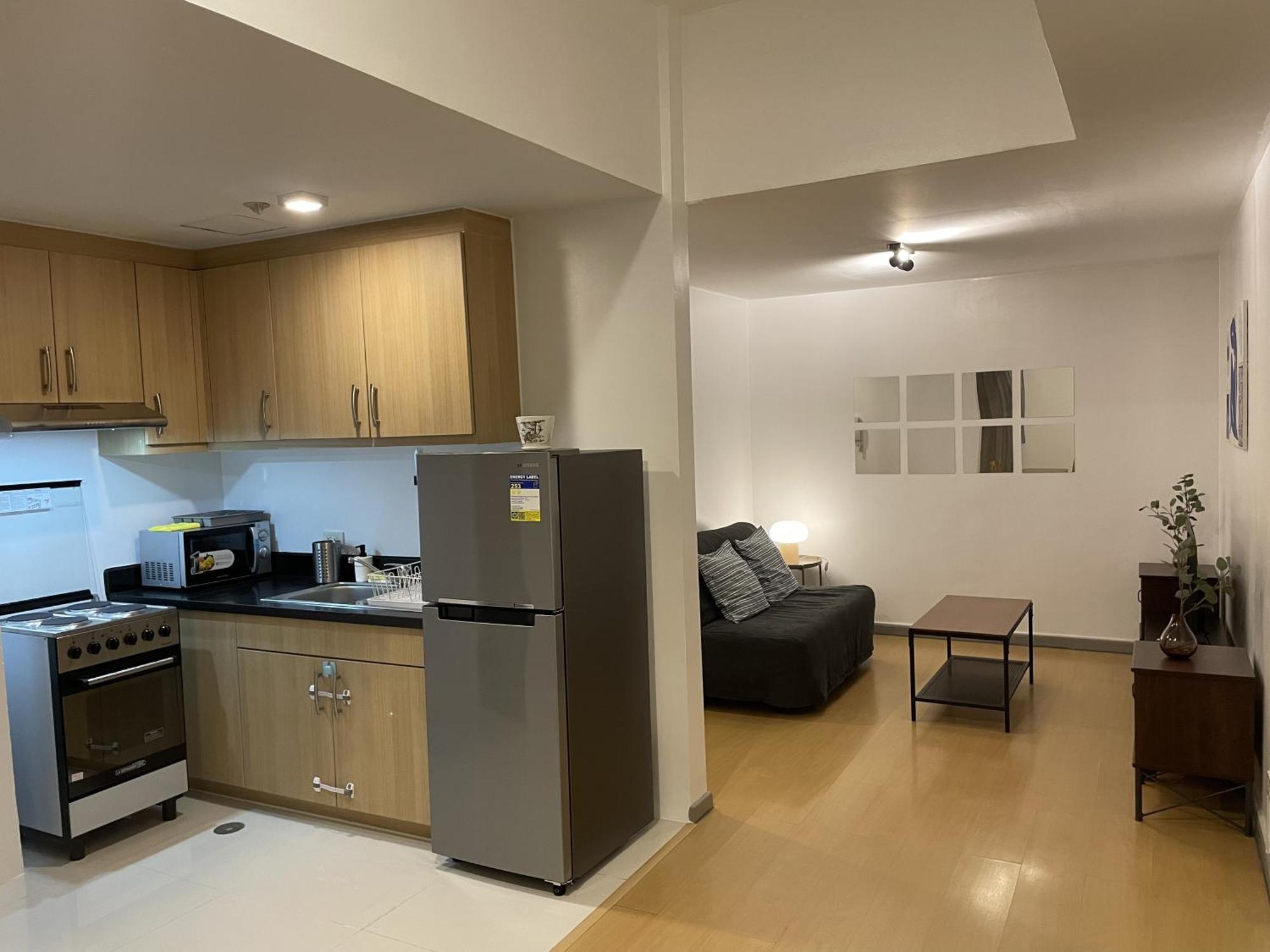 Prime Avant Bgc Location Apartments By Ph Staycation Манила Екстериор снимка